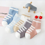 5 Paar weiche Babysocken mit Design