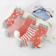 5 Paar weiche Babysocken mit Design